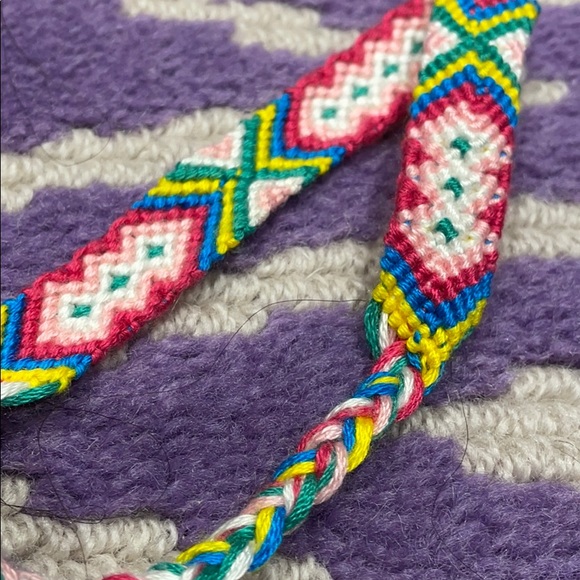 String Bracelet - Picture 3 of 4